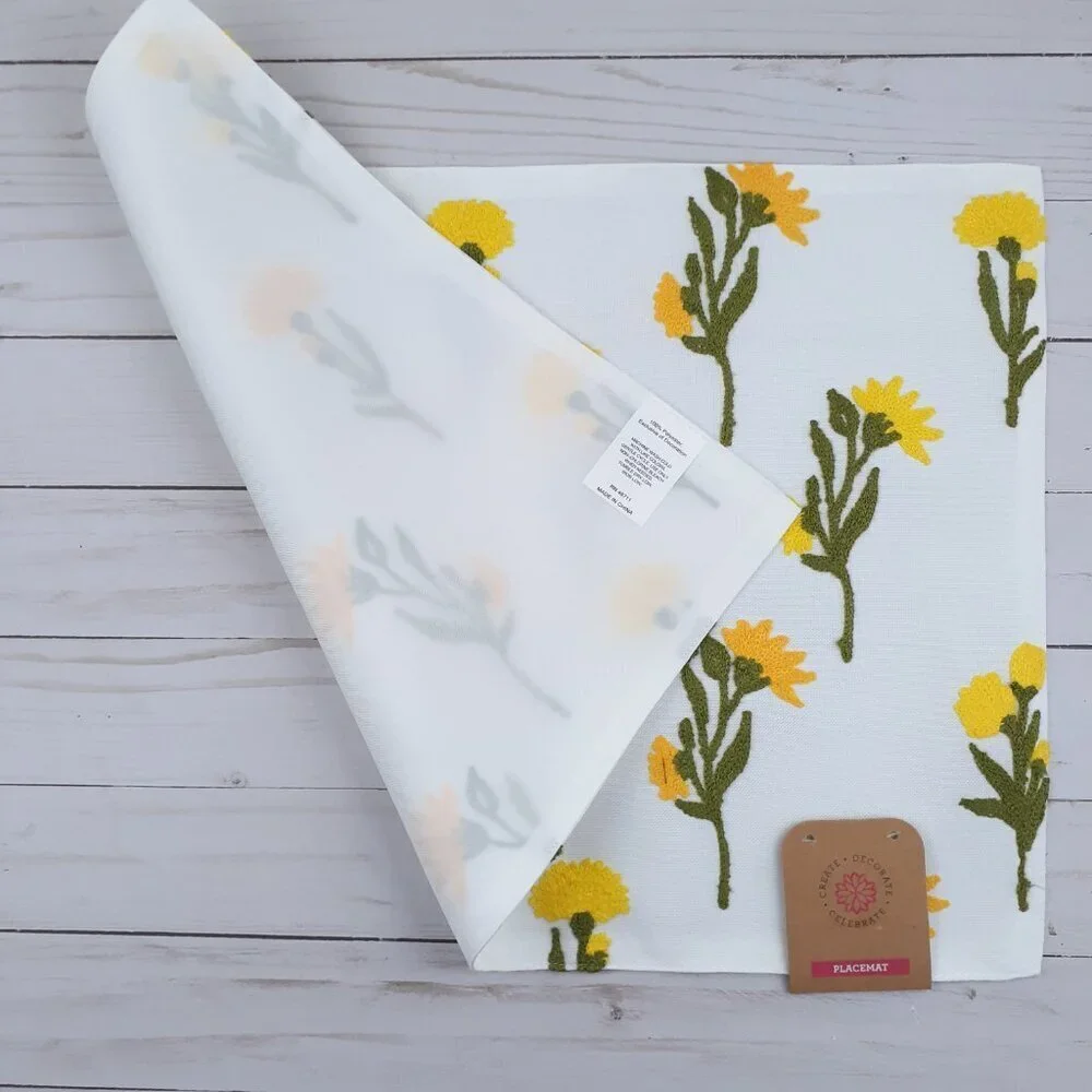 Placemat 13x19 Summer Floral Embroidered Flowers Yellow